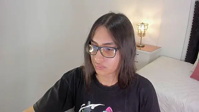 Snapshot of cherrylady_02 chatting on 11-16-25, 12:22 cherrylady 02 online show from 11-16-25, 12:22