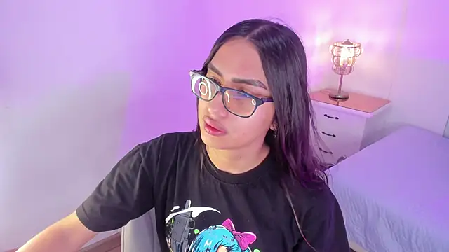 Snapshot of cherrylady_02 chatting on 11-26-25, 01:12 cherrylady 02 online show from 11-26-25, 01:12