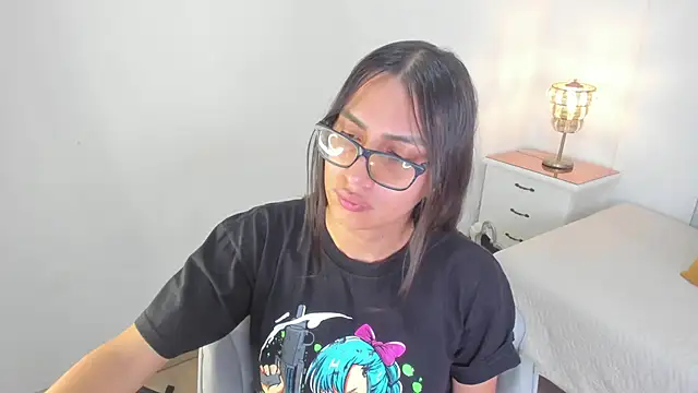 Snapshot of cherrylady_02 chatting on 11-30-25, 12:20 cherrylady 02 online show from 11-30-25, 12:20