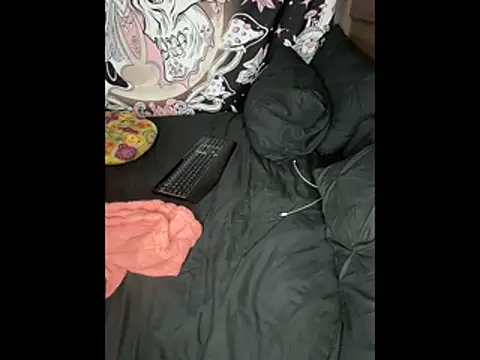 NeliaHexxen online show from 12-05-25, 05:05