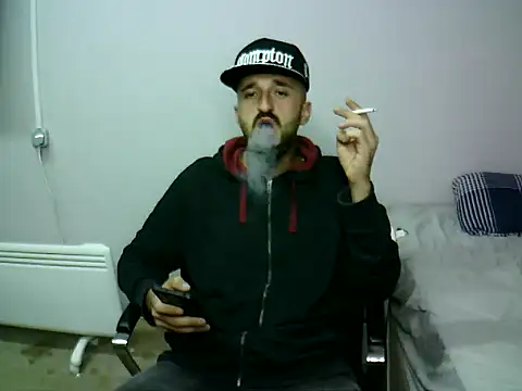 Snapshot of krerem chatting on 10-30-25, 10:49 krerem online show from 10-30-25, 10:49