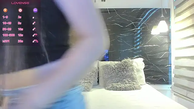 ZOE LE online show from 03-17-26, 11:46