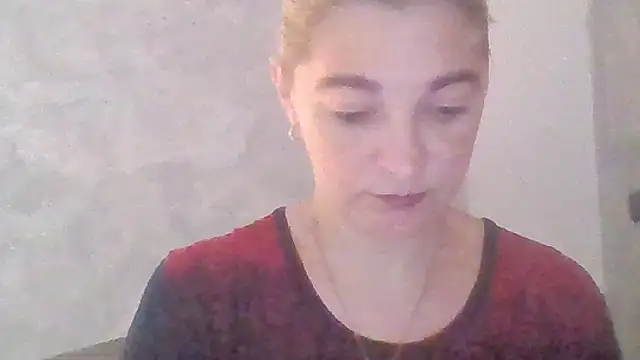 Snapshot of GoldenAngelMilf chatting on 10-08-25, 07:06 GoldenAngelMilf online show from 10-08-25, 07:06