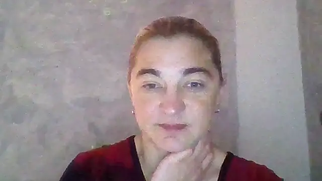 Snapshot of GoldenAngelMilf chatting on 10-17-25, 07:33 GoldenAngelMilf online show from 10-17-25, 07:33