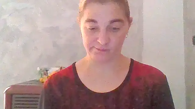 Snapshot of GoldenAngelMilf chatting on 11-06-25, 01:01 GoldenAngelMilf online show from 11-06-25, 01:01