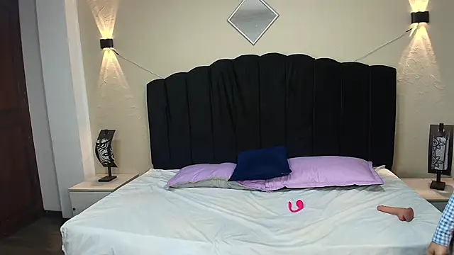 GabySweett  online show from 11-21-25, 12:15