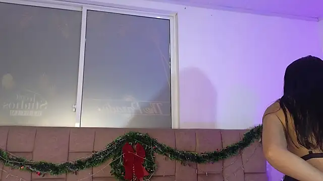 Snapshot of KateValencia chatting on 11-21-25, 12:04 KateValencia online show from 11-21-25, 12:04