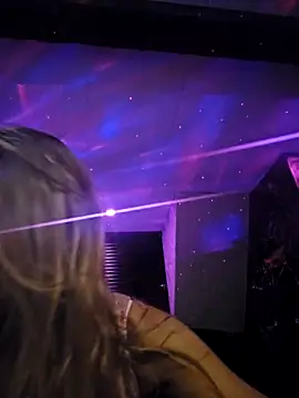 Snapshot of WhimsicalBirdette chatting on 10-05-25, 06:50 WhimsicalBirdette online show from 10-05-25, 06:50