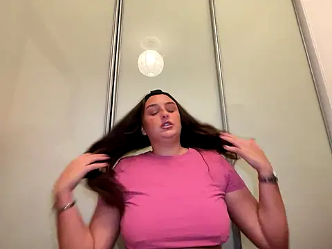 Playfulvixen25 online show from 10-01-25, 11:33