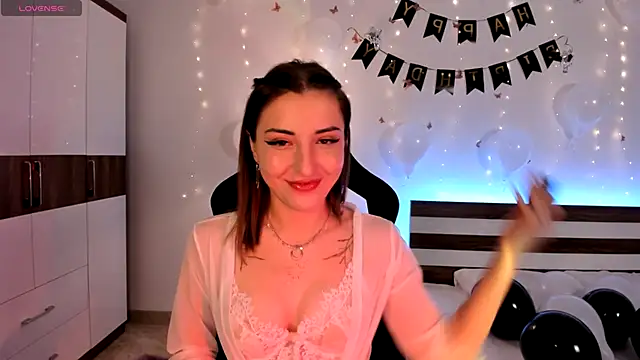 AmyVilvet  online show from 10-28-25, 05:15