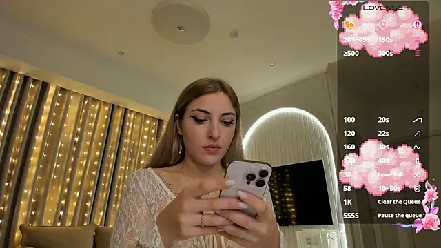 Snapshot of AmyVilvet_ chatting on 05-31-26, 07:26 AmyVilvet online show from 05-31-26, 07:26