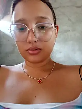 young dairy01 online show from 10-14-25, 12:28