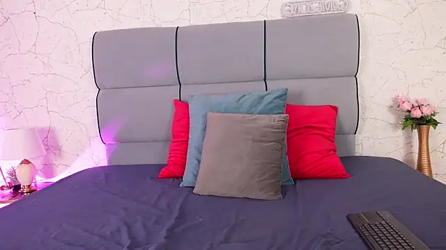 AngieBrookk online show from 01-16-26, 08:40