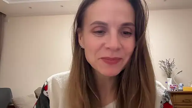 Snapshot of AnnieLove7722 chatting on 10-09-25, 09:46 AnnieLove7722 online show from 10-09-25, 09:46