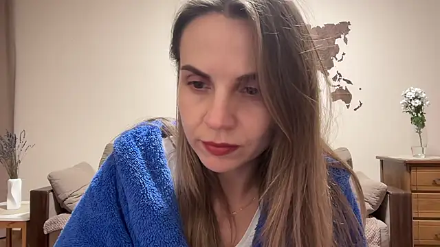 Snapshot of AnnieLove7722 chatting on 11-29-25, 08:12 AnnieLove7722 online show from 11-29-25, 08:12