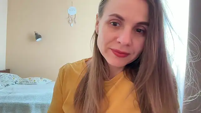 AnnieLove7722 online show from 05-11-26, 08:20