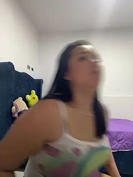 Snapshot of Koral_anyelith chatting on 02-02-26, 05:22 Koral anyelith online show from 02-02-26, 05:22