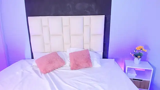 Snapshot of Athenea__fox chatting on 10-16-25, 12:06 Athenea fox online show from 10-16-25, 12:06