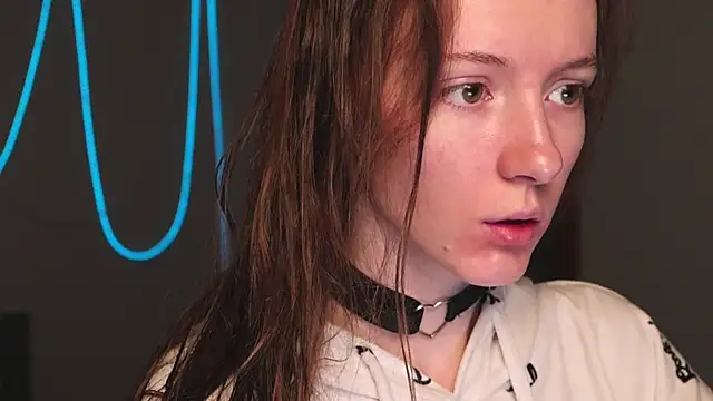 Snapshot of Why_me_stella chatting on 11-16-25, 05:07 Why me stella online show from 11-16-25, 05:07