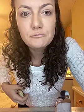 Snapshot of sexybriiiixoxo chatting on 03-26-26, 04:07 sexybriiiixoxo online show from 03-26-26, 04:07