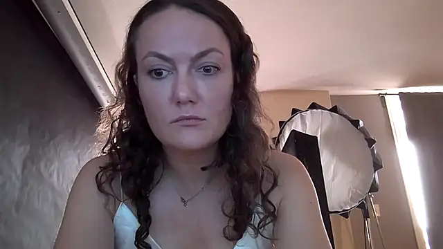 Snapshot of sexybriiiixoxo chatting on 04-29-26, 05:30 sexybriiiixoxo online show from 04-29-26, 05:30