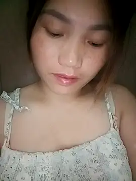 min-xinh online show from 10-01-25, 04:24