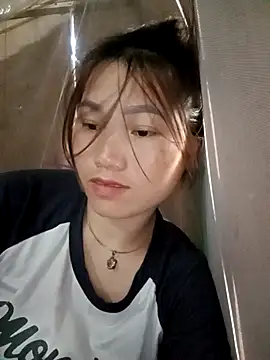 min-xinh online show from 10-16-25, 09:10