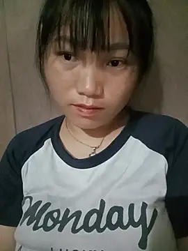 Snapshot of min-xinh chatting on 07-06-26, 08:33 min-xinh online show from 07-06-26, 08:33