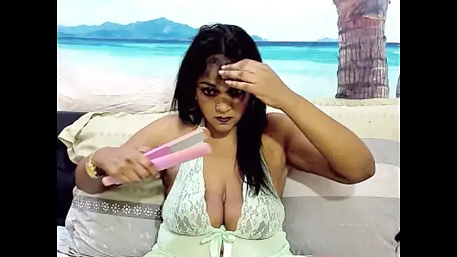 indianswtbella online show from 12-17-25, 04:51