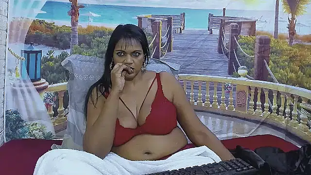 Snapshot of indianswtbella chatting on 07-13-26, 04:54 indianswtbella online show from 07-13-26, 04:54