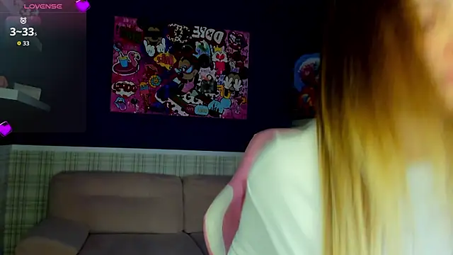 KarinaBroks online show from 10-17-25, 08:50