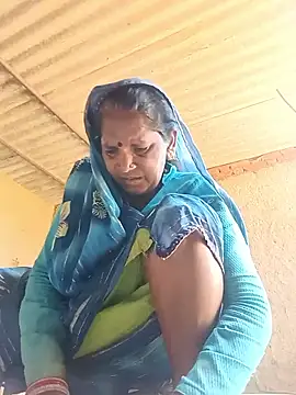 Snapshot of Rs_sonam chatting on 04-29-26, 04:05 Rs sonam online show from 04-29-26, 04:05
