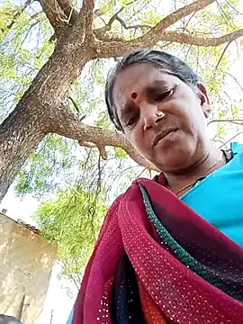 Snapshot of Rs_sonam chatting on 06-05-26, 09:15 Rs sonam online show from 06-05-26, 09:15