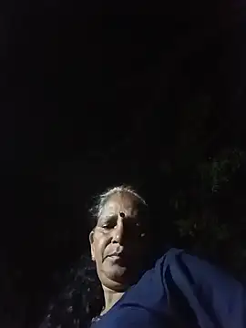 Snapshot of Rs_sonam chatting on 06-08-26, 03:23 Rs sonam online show from 06-08-26, 03:23