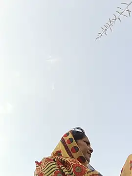 Snapshot of Rs_sonam chatting on 07-11-26, 11:57 Rs sonam online show from 07-11-26, 11:57