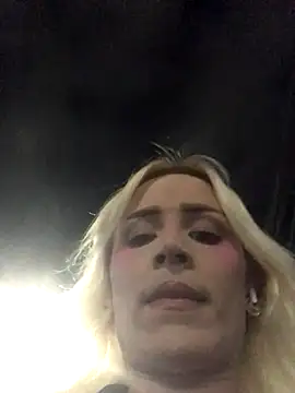 alexawinterrr online show from 10-30-25, 12:45