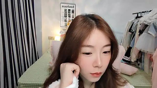 Snapshot of Gardenia-222 chatting on 11-09-25, 08:23 Gardenia-222 online show from 11-09-25, 08:23