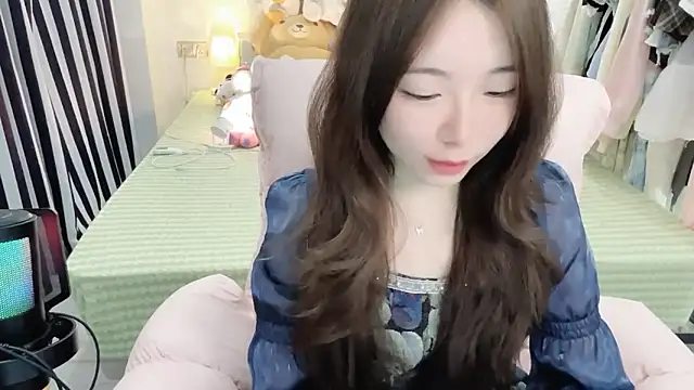 Gardenia-222 online show from 12-18-25, 01:39