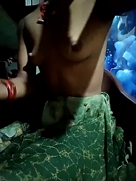 Snapshot of Lona2525 chatting on 11-03-25, 07:37 Lona2525 online show from 11-03-25, 07:37