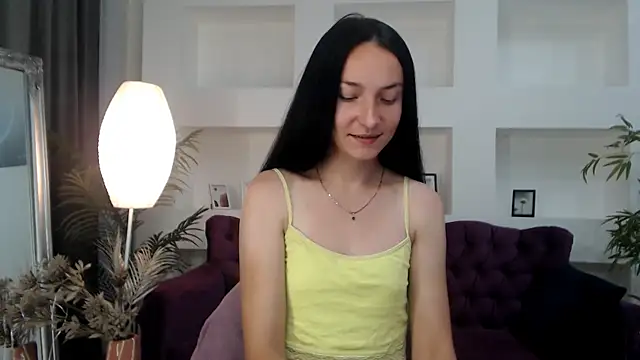 Snapshot of Emilly__Grey chatting on 06-24-26, 05:56 Emilly Grey online show from 06-24-26, 05:56