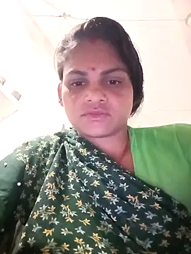 Snapshot of SHMA-77 chatting on 10-14-25, 03:13 SHMA-77 online show from 10-14-25, 03:13