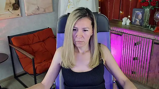DonnaSmitth online show from 05-22-26, 06:35