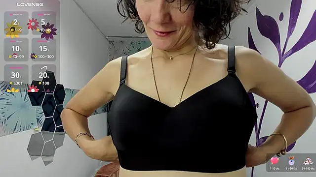 Valery More   online show from 12-02-25, 12:21