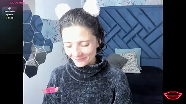 Valery More   online show from 01-17-26, 01:16