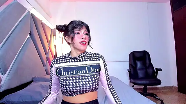 Snapshot of Misaki_Kai chatting on 10-01-25, 04:51 Misaki Kai online show from 10-01-25, 04:51