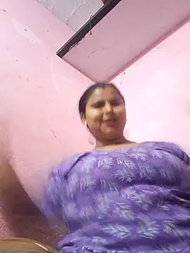 Snapshot of Mamta-Thakur chatting on 11-05-25, 03:28 Mamta-Thakur online show from 11-05-25, 03:28