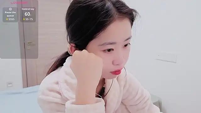 Snapshot of dudu-baby10 chatting on 12-17-25, 03:01 dudu-baby10 online show from 12-17-25, 03:01