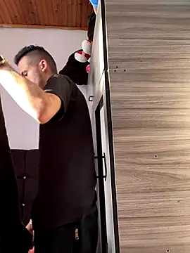 Snapshot of wiland_hot23 chatting on 11-17-25, 09:09 wiland hot23 online show from 11-17-25, 09:09