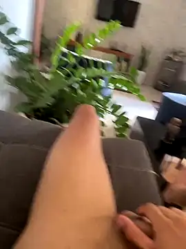 Snapshot of MCLZK chatting on 11-22-25, 05:45 MCLZK online show from 11-22-25, 05:45