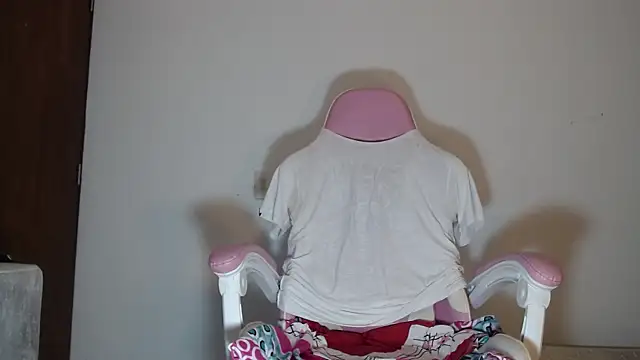 Snapshot of Adrew_fox chatting on 11-13-25, 07:13 Adrew fox online show from 11-13-25, 07:13